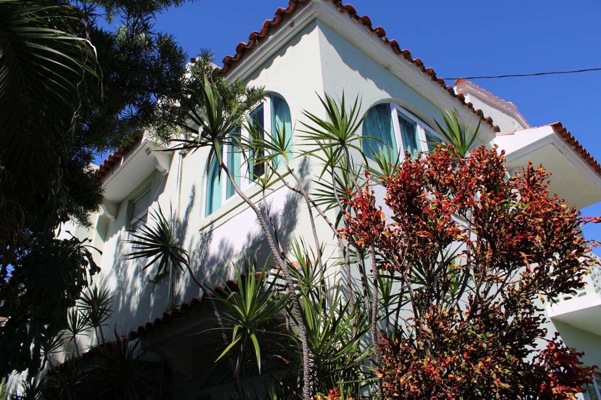 Numero Uno Beach Apartments San Juan Exterior foto