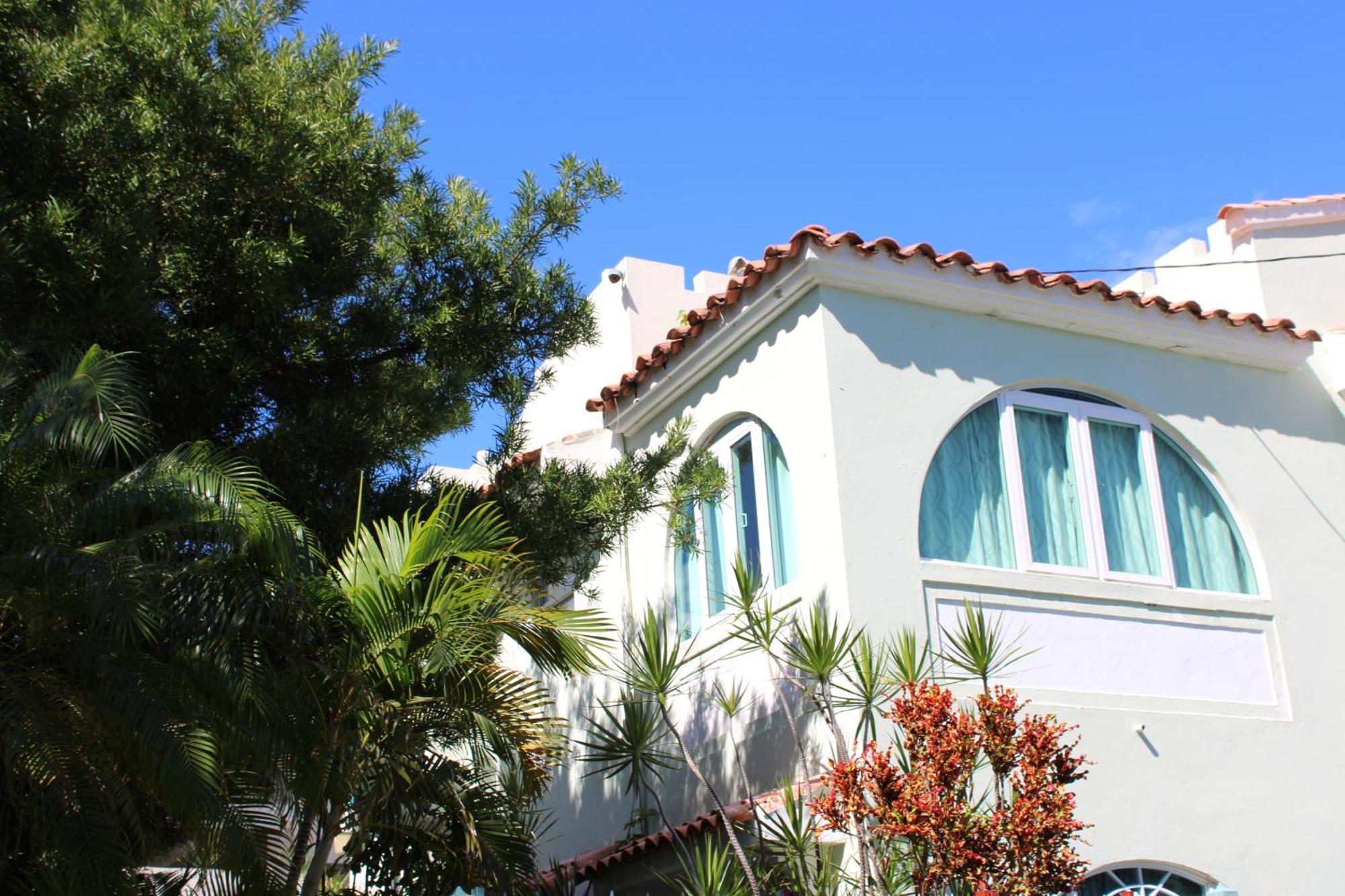 Numero Uno Beach Apartments San Juan Exterior foto